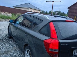 2010 Kia Ceed I Рестайлинг, серебристый, 650000 рублей, вид 4
