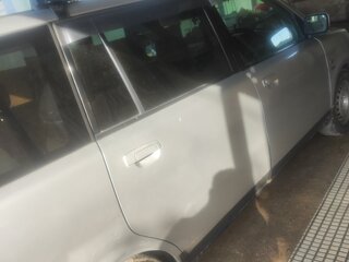 2001 Mitsubishi Dion I, серебристый, 355000 рублей, вид 5