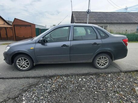 2015 Lada (ВАЗ) Granta I, серый, 286000 рублей, вид 2