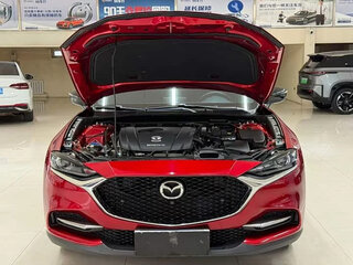 2023 Mazda CX-4 I Рестайлинг, красный, 1710000 рублей, вид 4