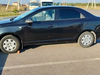 2013 Chevrolet Cobalt II, чёрный, 450000 рублей, вид 3