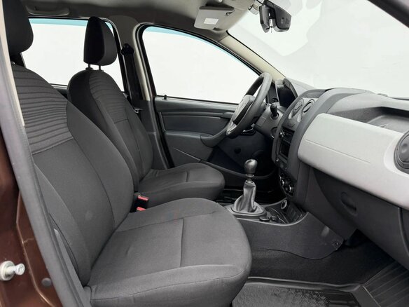 2015 Renault Duster I Рестайлинг, коричневый, 1079000 рублей - вид 9