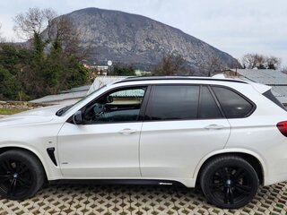 2014 BMW X5 40d III (F15), белый, 4400000 рублей, вид 5