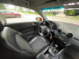 2010 Audi A1 I (8X), красный, 750000 рублей, вид 5