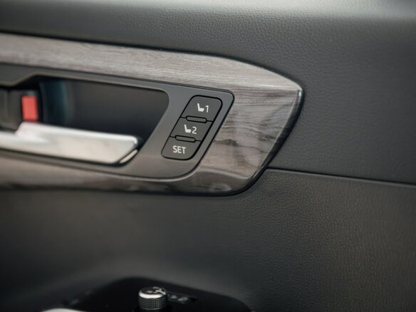 2025 Toyota Highlander IV (XU70), белый - вид 22