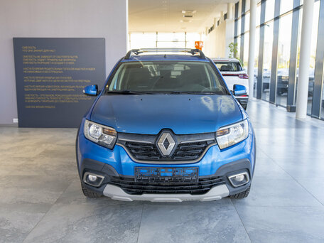 2018 Renault Sandero Stepway II Рестайлинг, синий, 1871500 рублей, вид 2