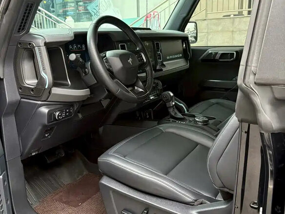 2026 Ford Bronco VI, чёрный, 8800700 рублей - вид 7