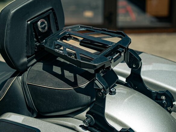 2023 Harley-Davidson CVO Road Glide, серебристый, 5850000 рублей - вид 19