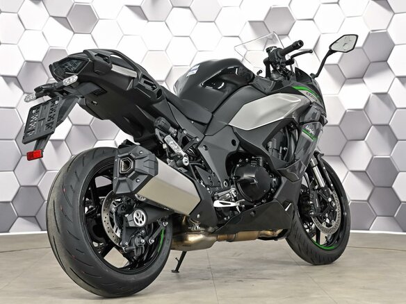 2024 Kawasaki Ninja 1000 SX, чёрный, 1479000 рублей - вид 6