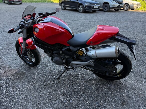 2008 Ducati Monster 696, красный, 420000 рублей - вид 9