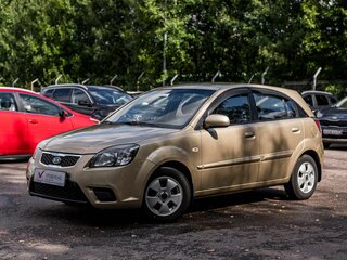 2010 Kia Rio II Рестайлинг, бежевый, 597000 рублей, вид 1