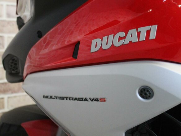 2022 Ducati Multistrada V4, красный, 2256000 рублей - вид 10