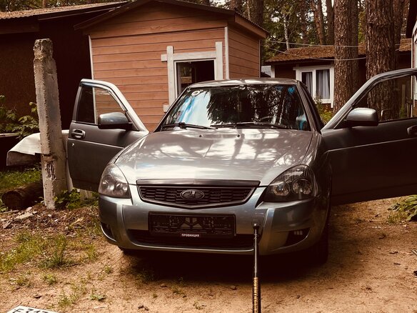 2011 Lada (ВАЗ) Priora I, серый, 300000 рублей - вид 4