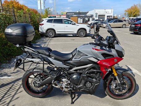 2019 Yamaha MT-09 Tracer (FJ-09), серый, 1130000 рублей, вид 3