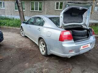 2006 Mitsubishi Galant IX Рестайлинг, серебристый, 450000 рублей, вид 4