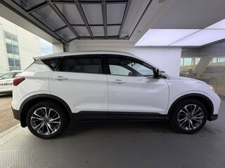 2023 Geely Coolray I, белый, 1850000 рублей, вид 4