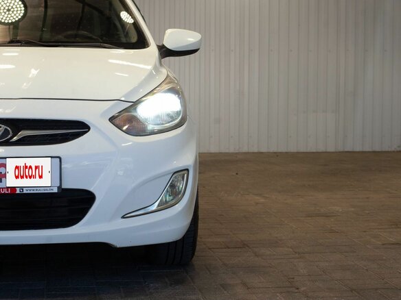 2011 Hyundai Solaris I, белый - вид 6