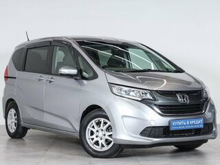 2018 Honda Freed II, серый, 1649000 рублей, вид 1