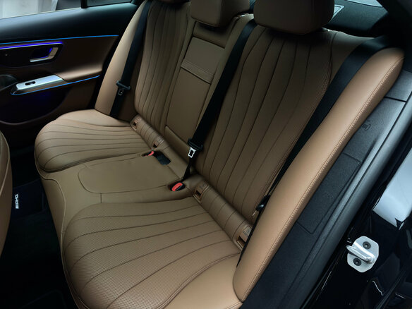 2025 Mercedes-Benz E-Класс 300 VI (W214, S214), чёрный - вид 22