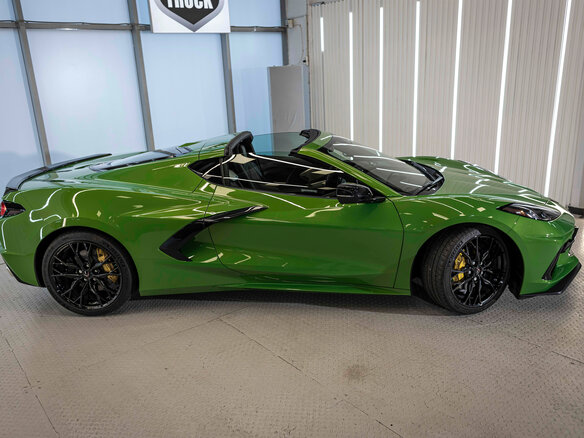 2026 Chevrolet Corvette Stingray C8, зелёный, 15627588 рублей - вид 38