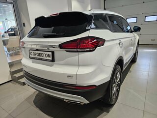 2023 Geely Atlas Pro, белый, 1899000 рублей, вид 4