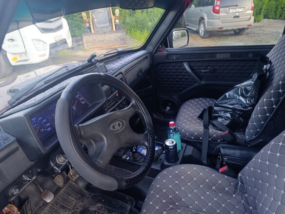 2002 Lada (ВАЗ) 2121 (4x4) I Рестайлинг, пурпурный, 300000 рублей - вид 4
