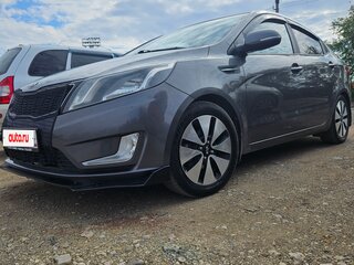 2013 Kia Rio 4-speed III, серый, 1050000 рублей, вид 3