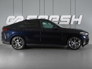 2022 BMW X6 40i III (G06), синий, 9199000 рублей, вид 5