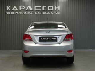 2012 Hyundai Solaris I, серебристый, 625000 рублей, вид 4