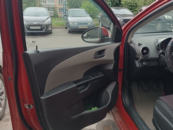 2012 Chevrolet Aveo II, красный, 650000 рублей - вид 20