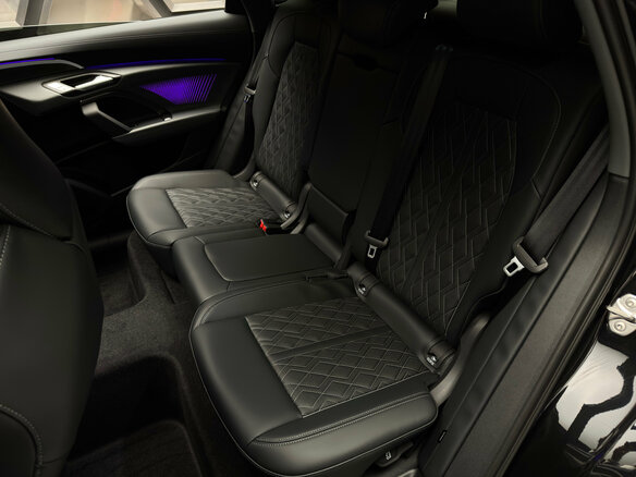 2025 Audi Q5 L III (GU), чёрный, 6300000 рублей - вид 21