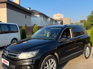 2012 Volkswagen Tiguan I Рестайлинг, чёрный, 1280000 рублей, вид 1