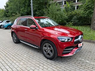 2020 Mercedes-Benz GLE 300 d II (V167), красный, 5550000 рублей, вид 2