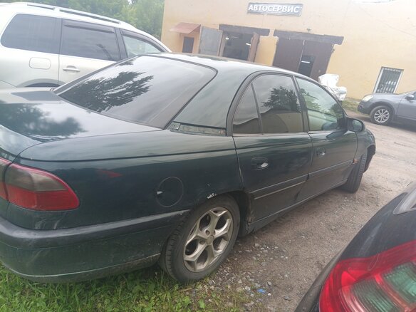 1997 Opel Omega B, зелёный, 330000 рублей - вид 3