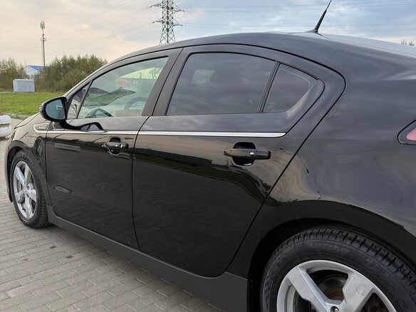 2013 Chevrolet Volt I, чёрный, 1045000 рублей - вид 14