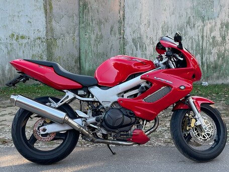 1999 Honda VTR 1000, красный, 395000 рублей, вид 5