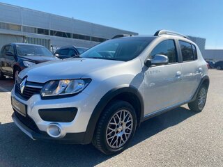 2018 Renault Sandero Stepway II, серебристый, 950000 рублей, вид 2