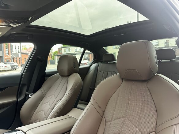 2024 BMW 5 серии 520i VIII (G60/G61/G68), серый - вид 7