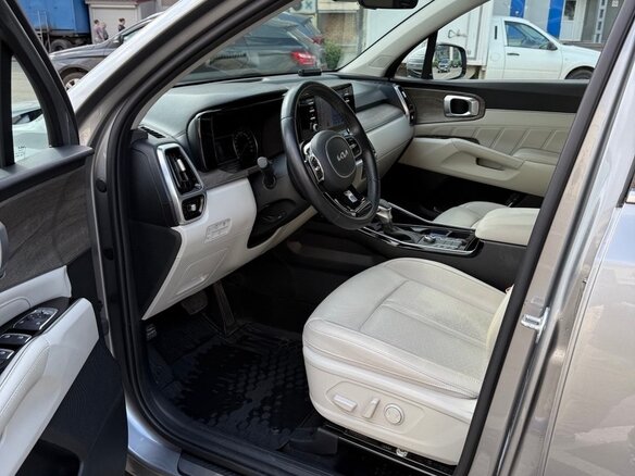 2022 Kia Sorento IV, серебристый, 4150000 рублей - вид 6
