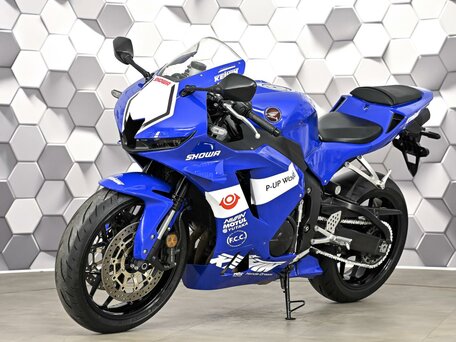 2021 Honda CBR 600RR, белый, 939000 рублей, вид 2