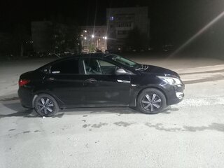 2015 Hyundai Solaris I Рестайлинг, чёрный, 650000 рублей, вид 4