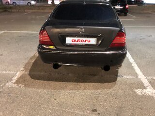 1999 Mercedes-Benz S-Класс 320 IV (W220), серебристый, 290000 рублей, вид 4