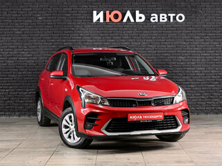 2020 Kia Rio X IV Рестайлинг, красный, 1800000 рублей, вид 3