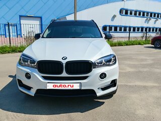 2017 BMW X5 25d III (F15), белый, 4990000 рублей, вид 3