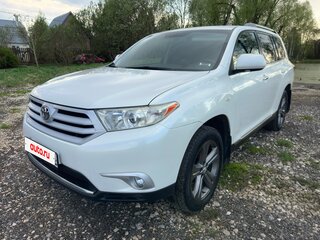 2011 Toyota Highlander II (XU40) Рестайлинг, белый, 1800000 рублей, вид 1