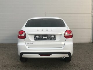 2026 Lada (ВАЗ) Granta I Рестайлинг, белый, 1131000 рублей, вид 4