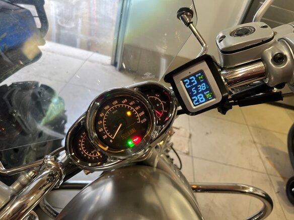 2002 Harley-Davidson V-Rod, серебристый, 770000 рублей - вид 3