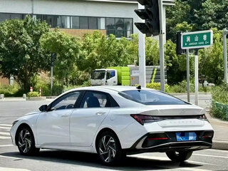2023 Hyundai Elantra VII (CN7) Рестайлинг, белый, 1456470 рублей, вид 3