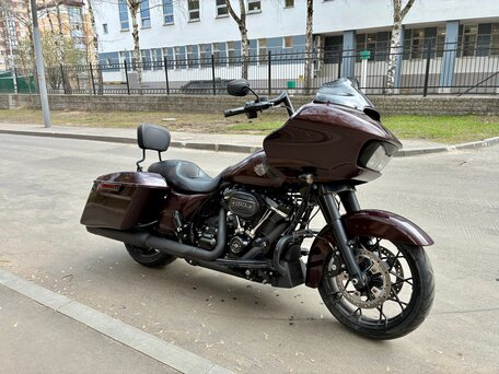 2021 Harley-Davidson Road Glide Special, красный, 1750000 рублей, вид 2