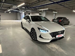 2021 Hyundai Sonata VIII (DN8), белый, 2600000 рублей, вид 2